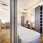 My Place Ξενοδοχείο