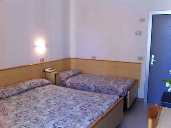 Отель My Place Римини