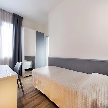Hotell My Place